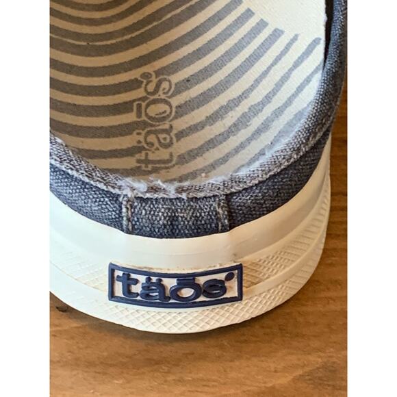 Taos EZ Soul Women's Size 7 Shoes Blue Wash Canvas Slip On Mule Sneakers - Picture 6 of 15